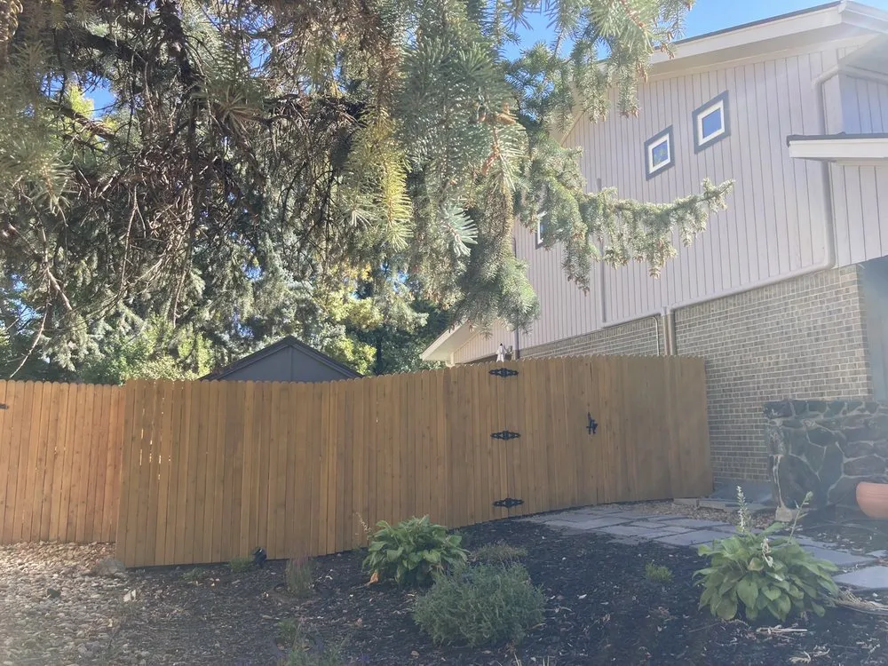 Outdoor Structures Project - fencing-1